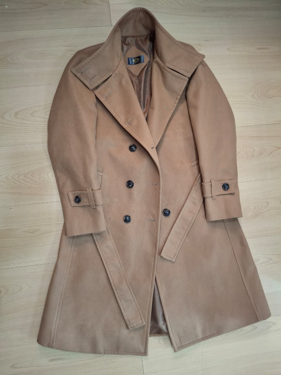 Abrigo Mia - Image 2